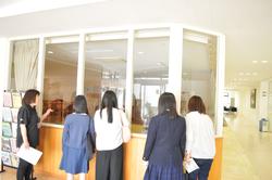 キャンパス見学４