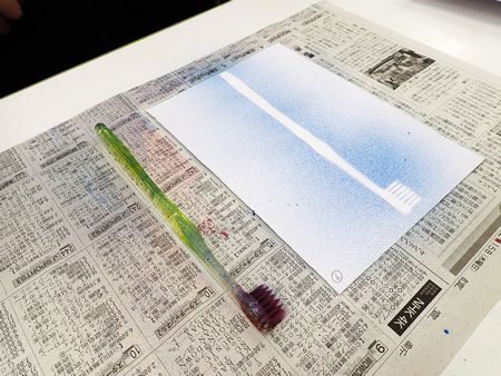 生活用品を用いたスパッタリングの試作２