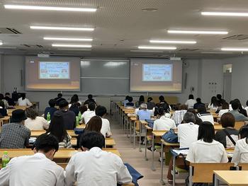 教室２
