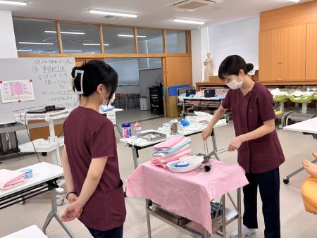 分娩介助演習の様子②