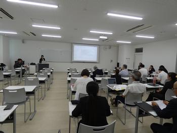 発表の様子１