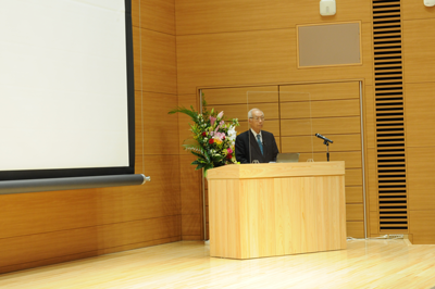 垣添先生講演の様子