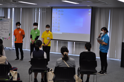 学生座談会