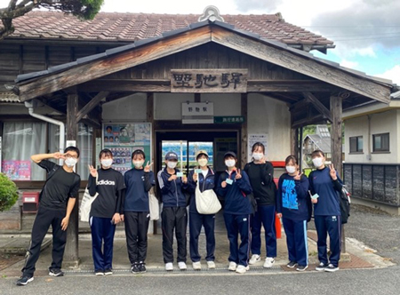 野馳駅はとてもレトロな駅でした